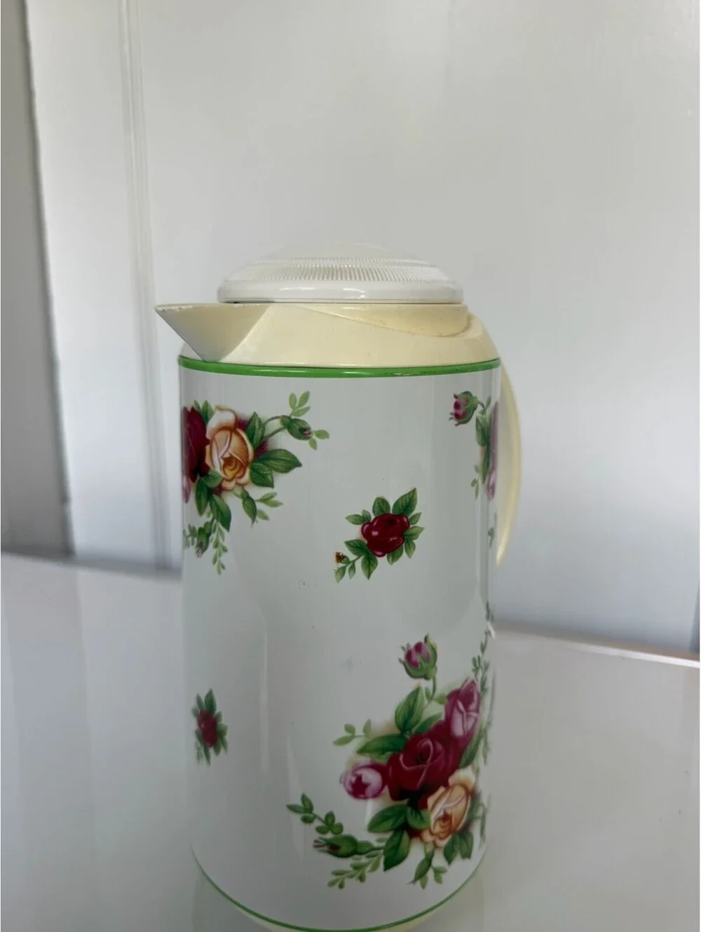 Royal Albert great yellowing from